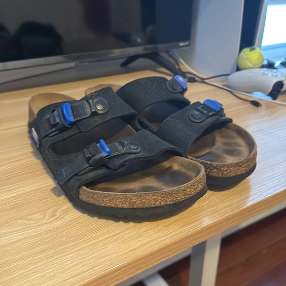 ADERERROR ARIZONA tech leather